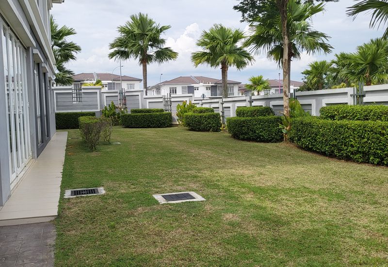 Sungai Buloh Country Resort