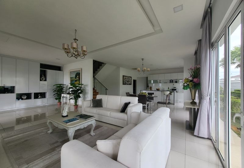 Sungai Buloh Country Resort