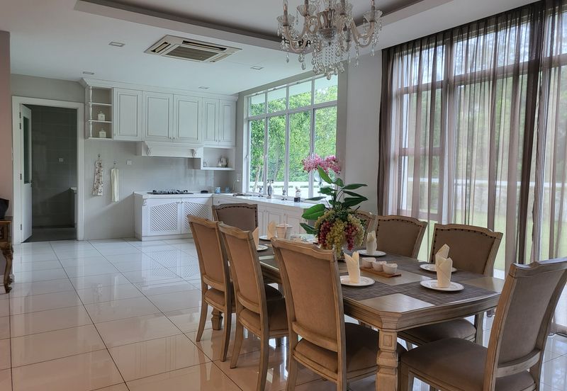 Sungai Buloh Country Resort