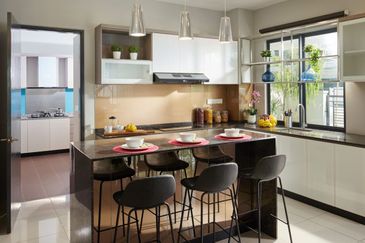 Seksyen 10, Shah Alam