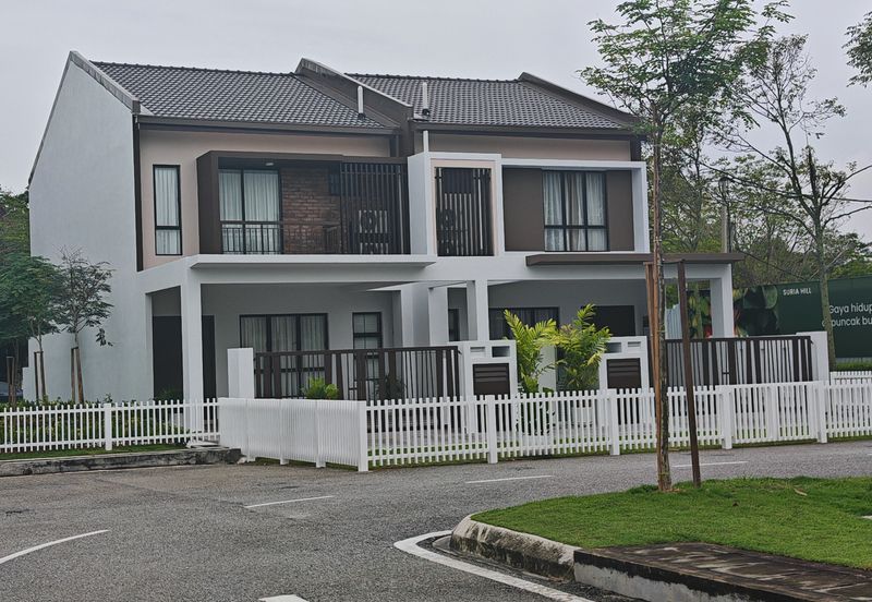 The Cheapest double storey link house at Puncak Alam 