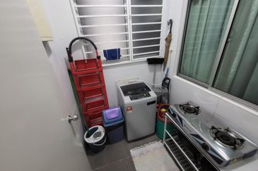 Savanna Executive Suites @ Southville City