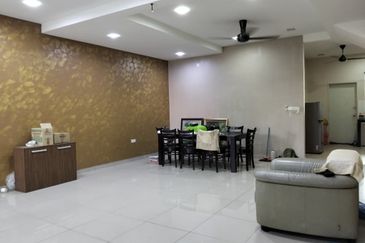 SPACIOUS BACKYARD | - 2 Storey Terrace 2777sqft @ Taman Nusari Aman 2 SENDAYAN 