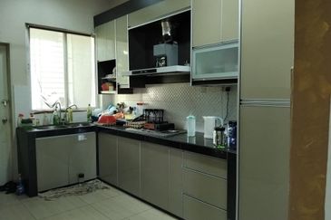 SPACIOUS BACKYARD | - 2 Storey Terrace 2777sqft @ Taman Nusari Aman 2 SENDAYAN 