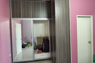 SPACIOUS BACKYARD | - 2 Storey Terrace 2777sqft @ Taman Nusari Aman 2 SENDAYAN 