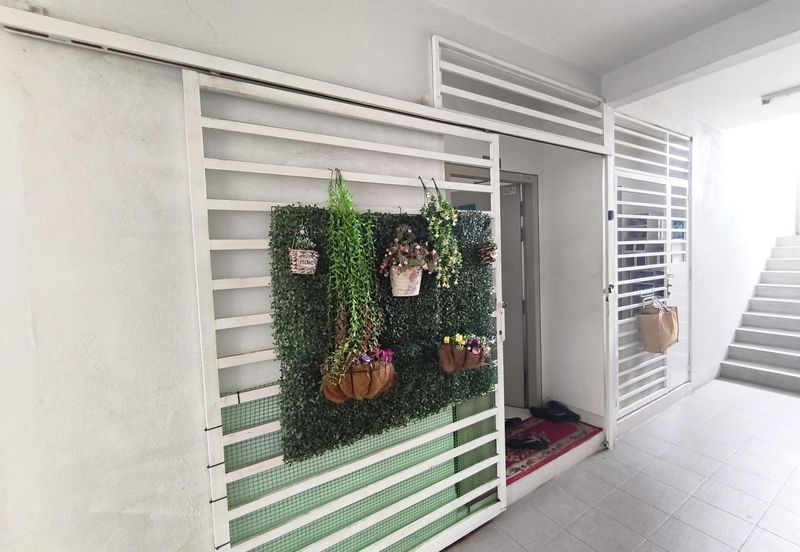 D'Camelia Court Nilai Impian