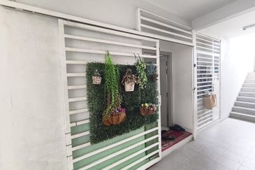 D'Camelia Court Nilai Impian