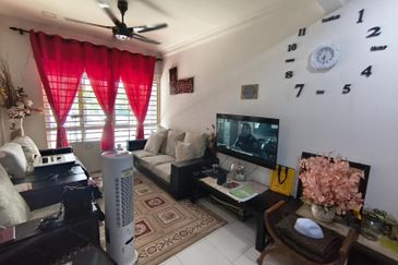 D'Camelia Court Nilai Impian
