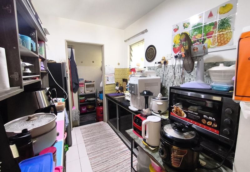 D'Camelia Court Nilai Impian