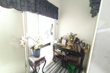 D'Camelia Court Nilai Impian