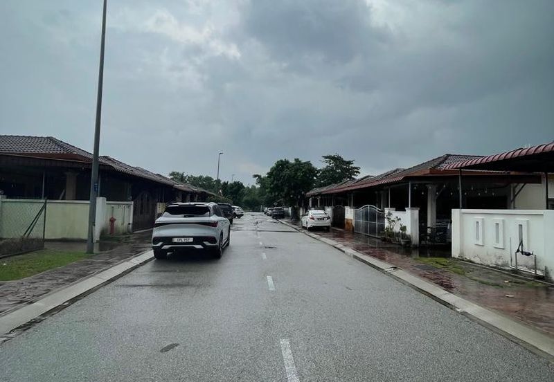  Jalan Tanjung Agas Seksyen 30 SHAH ALAM @ Rumah Teres Setingkat - FREEHOLD | 4 BILIK 
