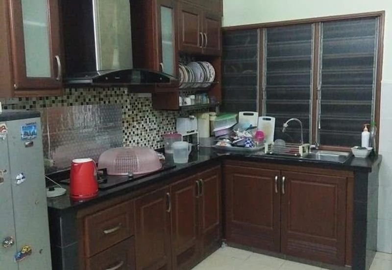  Jalan Tanjung Agas Seksyen 30 SHAH ALAM @ Rumah Teres Setingkat - FREEHOLD | 4 BILIK 