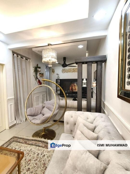 FULLY RENOVATED - 1.5 Storey Terrace @ Taman Teratai NILAI 7 for sale, Negeri Sembilan, Seremban