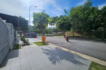 SAUJANA TROPIKA @ S2 HEIGHTS