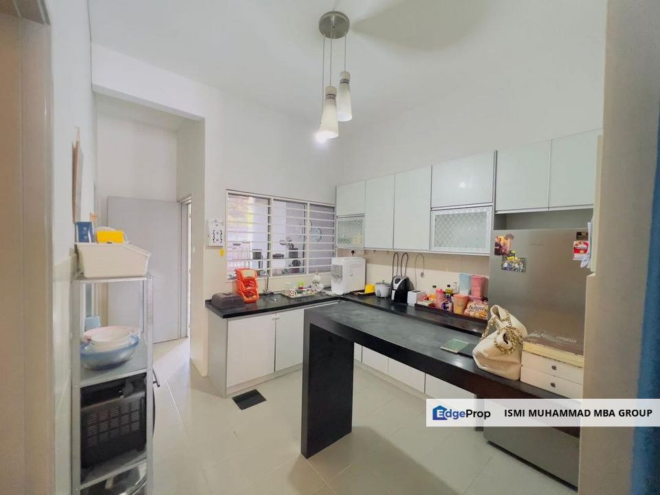 [ BESAR BERBALOI . 24' X 75' ] 2 Storey Terrace @Taman Saujana Sutera SEREMBAN 2, Negeri Sembilan, Seremban