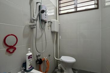 Taman Kiara Indah, Sikamat