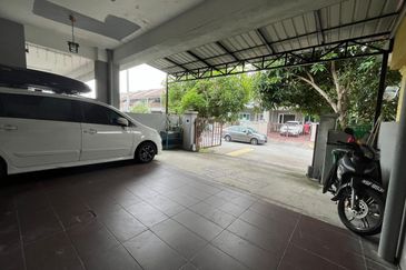 Taman Kiara Indah, Sikamat