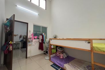 Taman Kiara Indah, Sikamat