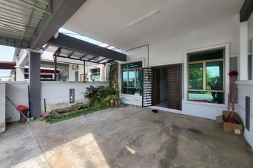 FACING OPEN - Single Storey Terrace 22'x70' @ Tehel Impian MELAKA 