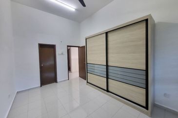 FACING OPEN - Single Storey Terrace 22'x70' @ Tehel Impian MELAKA 