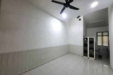 FACING OPEN - Single Storey Terrace 22'x70' @ Tehel Impian MELAKA 