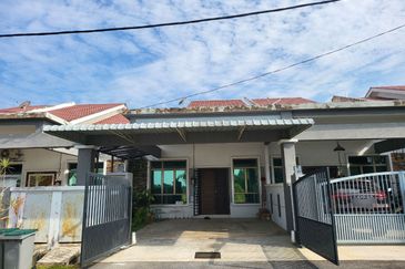 FACING OPEN - Single Storey Terrace 22'x70' @ Tehel Impian MELAKA 