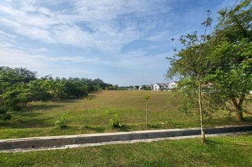 FACING OPEN - Single Storey Terrace 22'x70' @ Tehel Impian MELAKA 