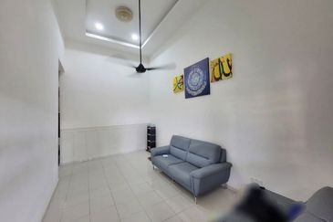 FACING OPEN - Single Storey Terrace 22'x70' @ Tehel Impian MELAKA 