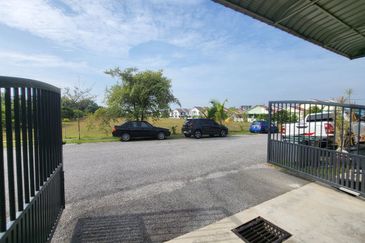 FACING OPEN - Single Storey Terrace 22'x70' @ Tehel Impian MELAKA 