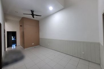 FACING OPEN - Single Storey Terrace 22'x70' @ Tehel Impian MELAKA 