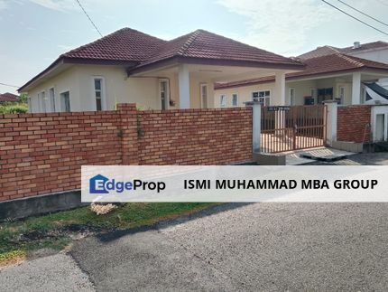 [ DEPAN SURAU + 4R2B ] Banglo Setingkat @ MAHKOTA HILLS Tasik Senangin, Lenggeng,, Negeri Sembilan, Lenggeng