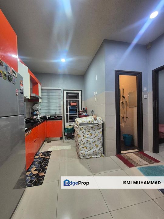Taman Cheras Idaman, Kajang. Renovated Double Storey Terrace For Sale. Bumi Lot. Below MV., Selangor, Kajang
