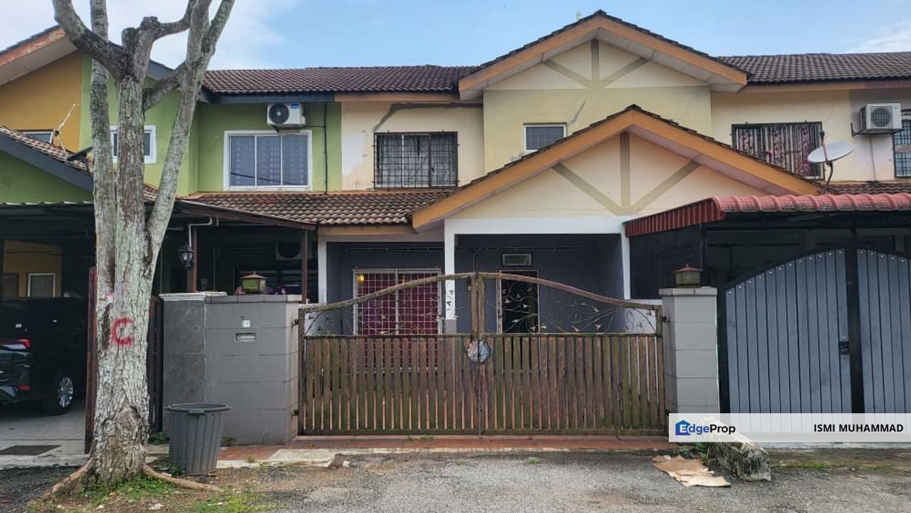 Taman Serendah Makmur, Serendah. Teres 2 Tingkat. Renovated & Free Facing For Sale, Selangor, Serendah