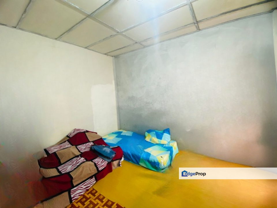 Bumi Lot Flat Taman Datok Ahmad Razali, Ampang For Sale, Selangor, Ampang