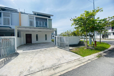 Begonia @ Serene Heights