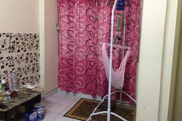 Pangsapuri Kenanga, Semenyih