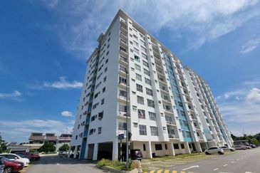 Pangsapuri Jenderam Indah