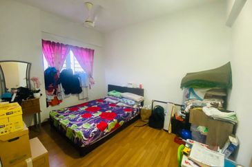 Pangsapuri Jenderam Indah