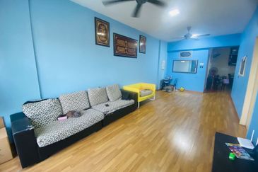 Pangsapuri Jenderam Indah