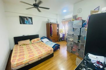 Pangsapuri Jenderam Indah