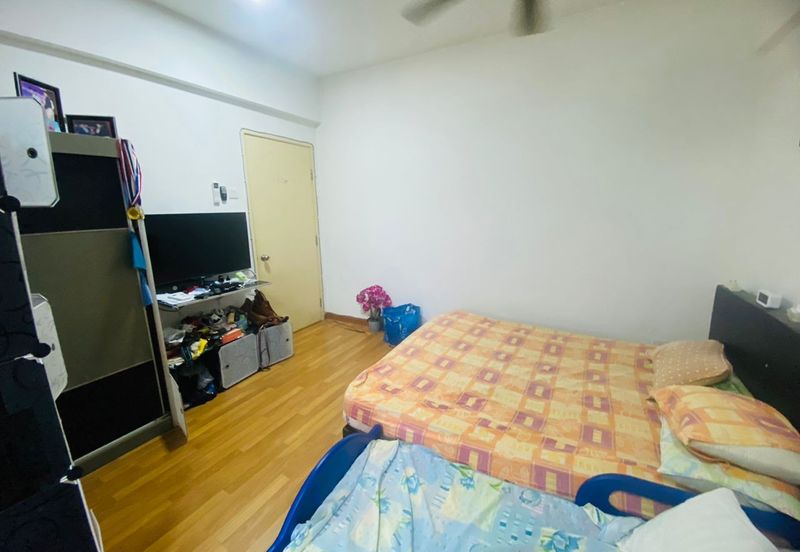 Pangsapuri Jenderam Indah