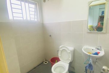 Pangsapuri Jenderam Indah