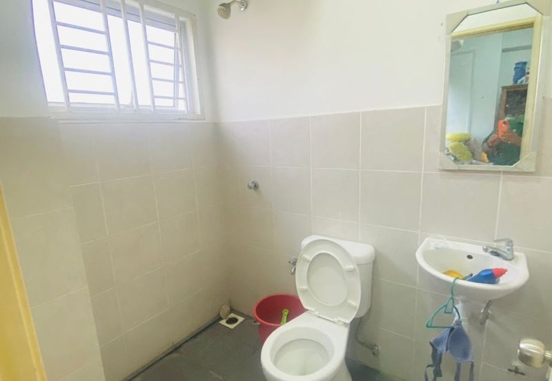 Pangsapuri Jenderam Indah