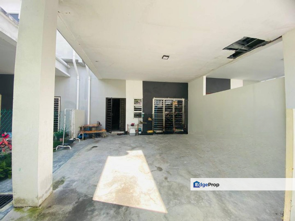 FREEHOLD 2 Storey Terrace Taman Desa Seringin Nilai 3, N9 For Sale, Negeri Sembilan, Nilai