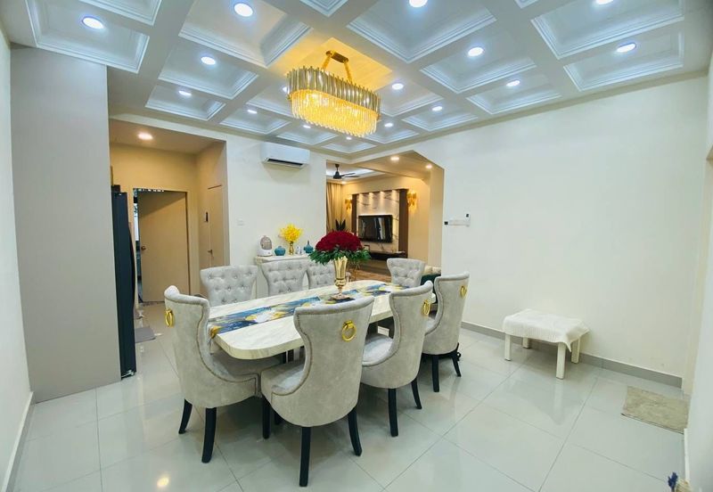 Crescent Park Townvilla