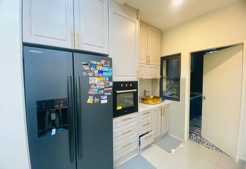 Crescent Park Townvilla