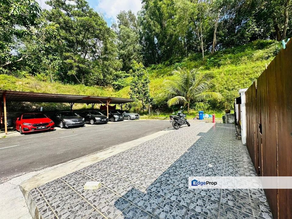 Corner Lot Terrace House Renovated Taman Nusa Subang For Sale, Selangor, Subang