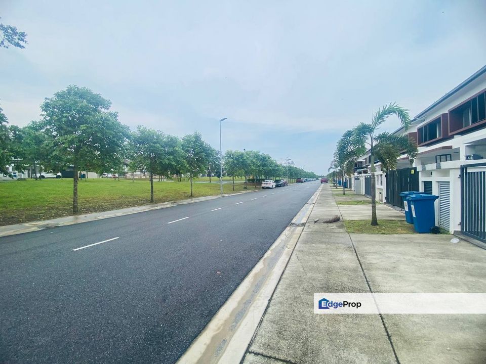 Double Storey Rimbayu Starling, Teluk Panglima Garang For Sale for Sale ...