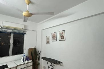 Sri Damansara Courts