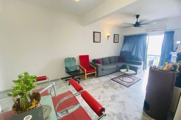 Sri Damansara Courts